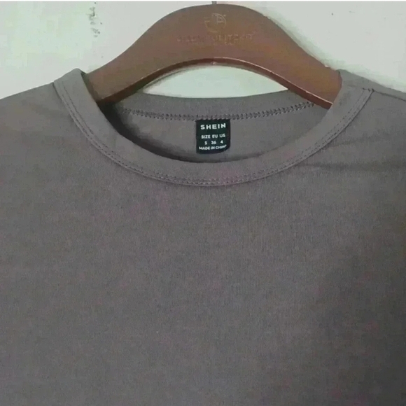 Womens crop top - Picture 3 of 9